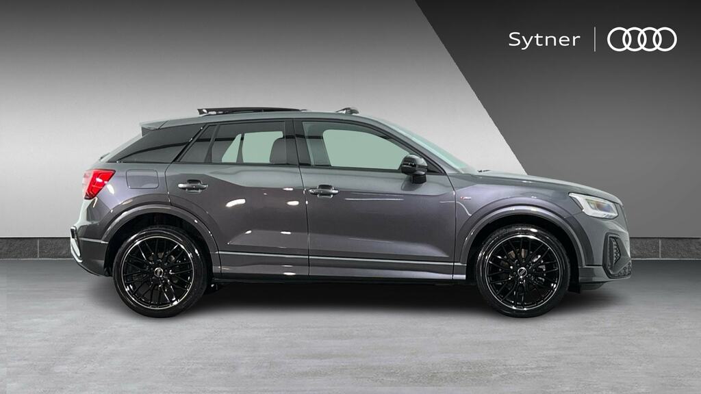 Audi Q2 35 Tfsi Black Edition S Tronic Tech Pro Grey #4