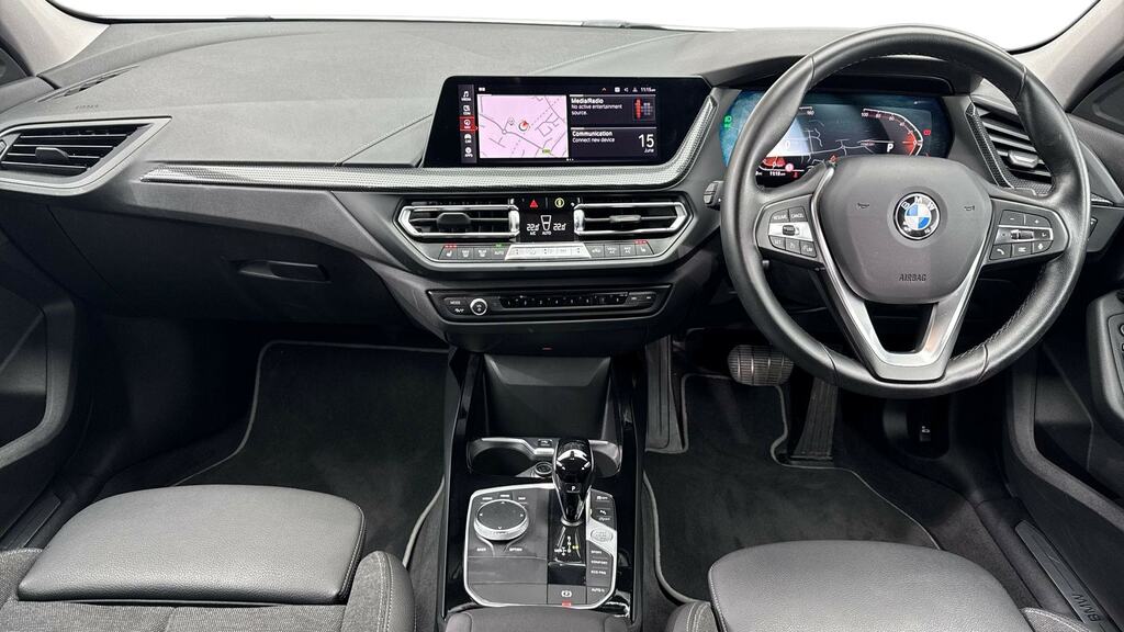 BMW 1 Series 118I 136 Sport Step Live Cockpit Pro LO22UZL White #4