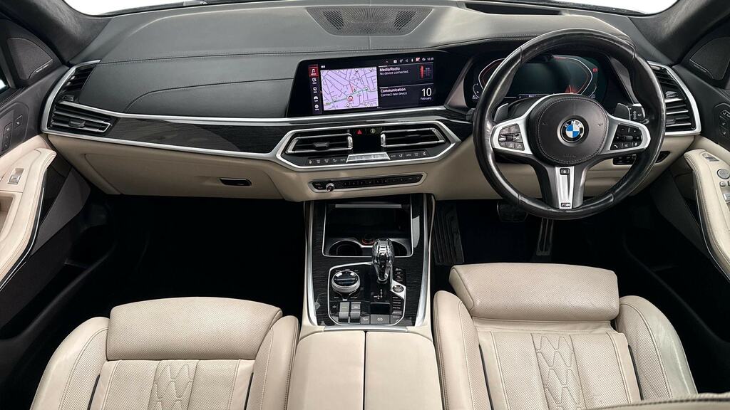 BMW X7 Xdrive30d M Sport Step Black #4