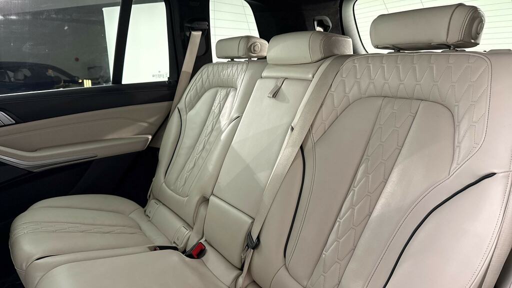 BMW X7 Xdrive30d M Sport Step 2019 Black #12