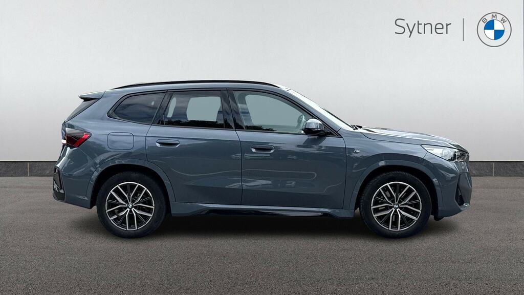 BMW X1 Sdrive 20I Mht M Sport Step RE73FGZ Blue #3