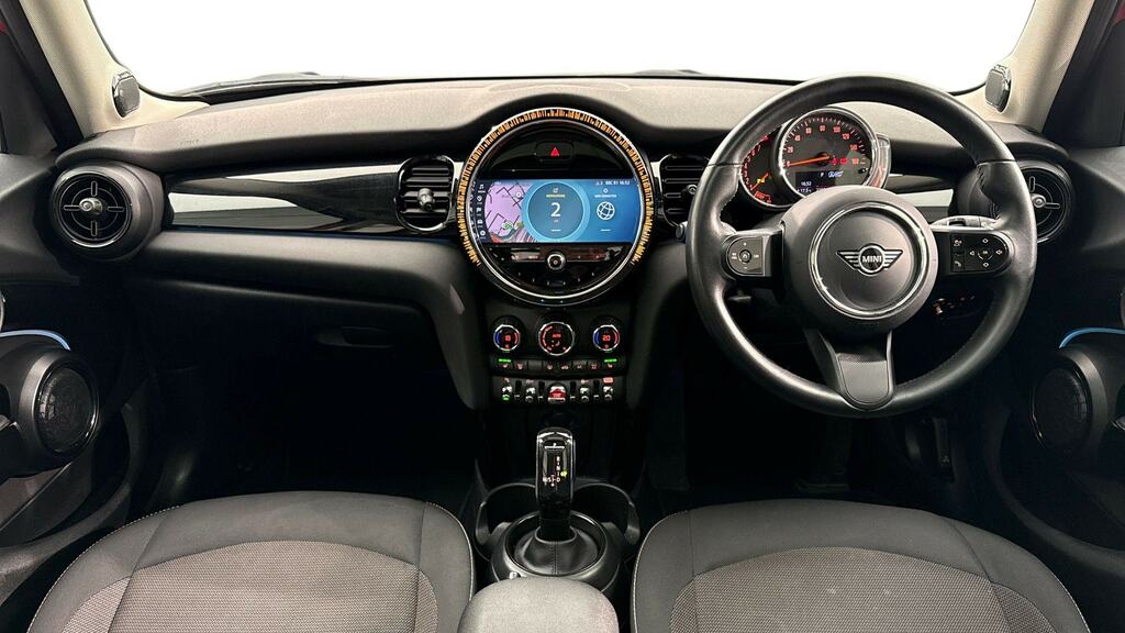 Mini Hatch 1.5 Cooper Classic Premium Plus FL72HBH Red #4