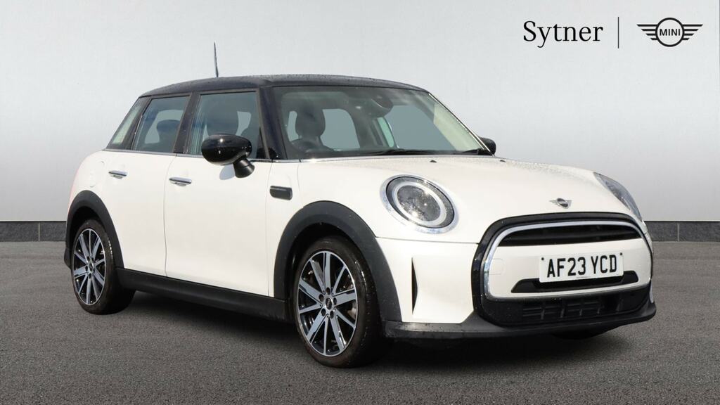 Mini Hatch 1.5 Cooper Classic Premium White