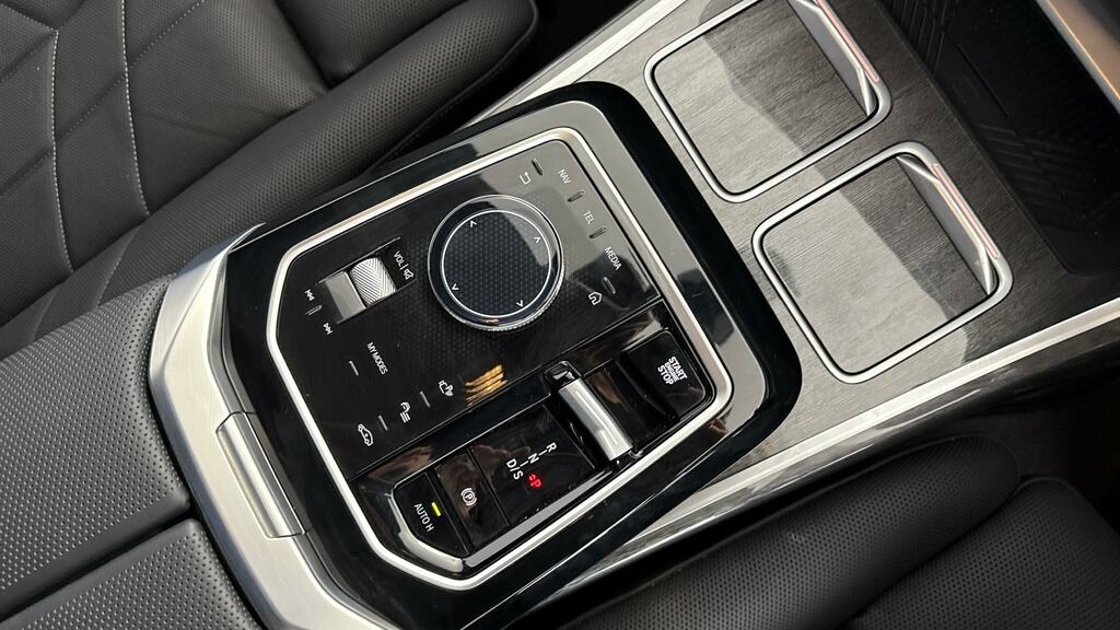 BMW 7 Series M760e Xdrive Ultimate Pack Grey #10