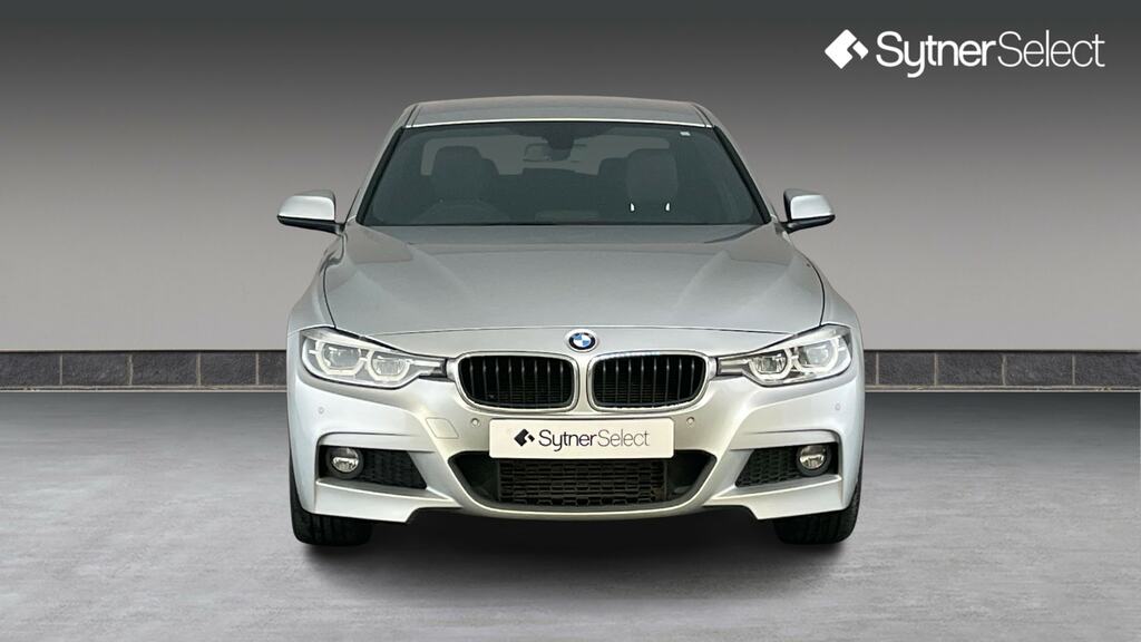 BMW 3 Series 330D M Sport Shadow Edition Step White #4