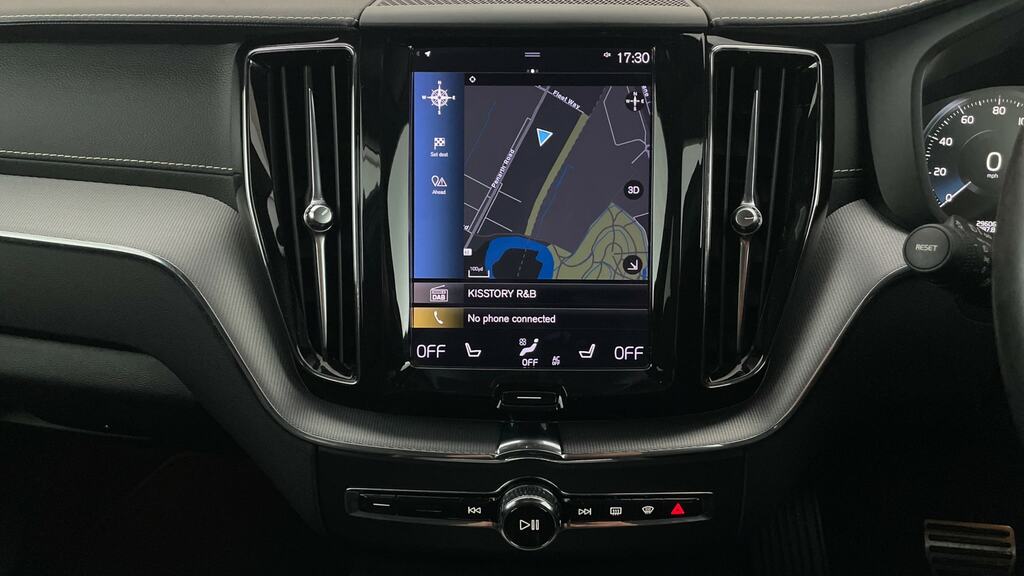 Volvo XC60 B4 Awd R-design Black #19