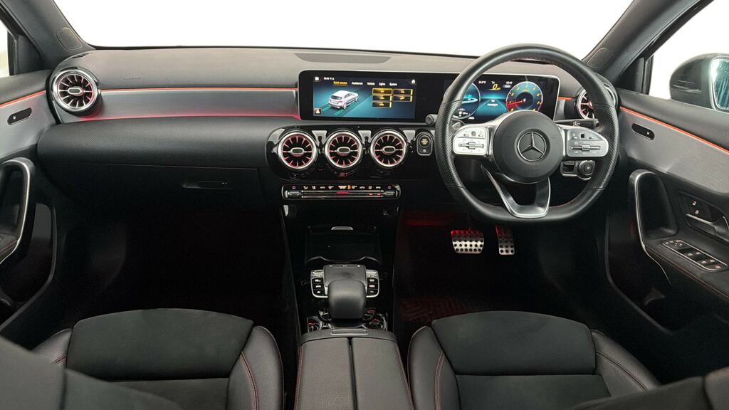 Mercedes-Benz A Class A200 Amg Line Premium DE68WHW Black #6