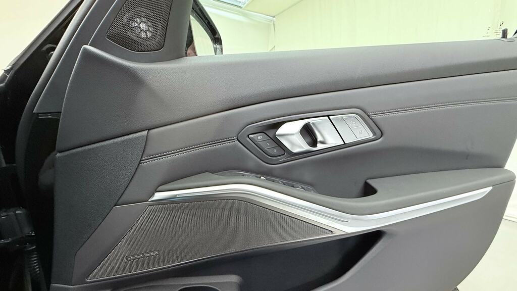 BMW M3 Xdrive Saloon Blue #20