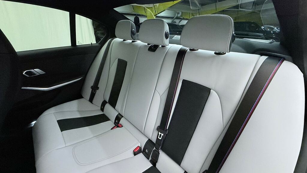 BMW M3 Xdrive Saloon Blue #12