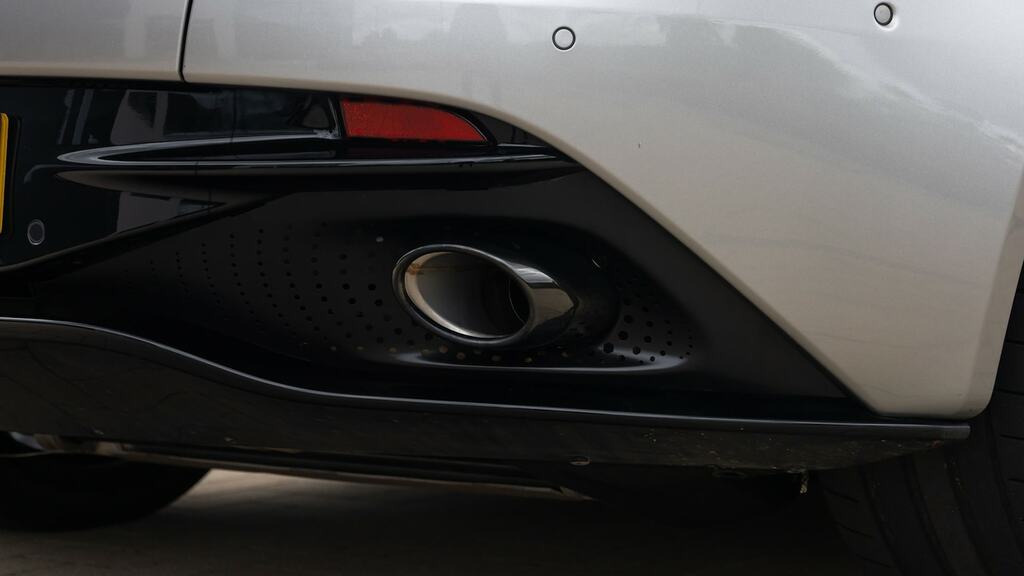 Aston Martin DB12 4.0L V8 Coupe Black #38