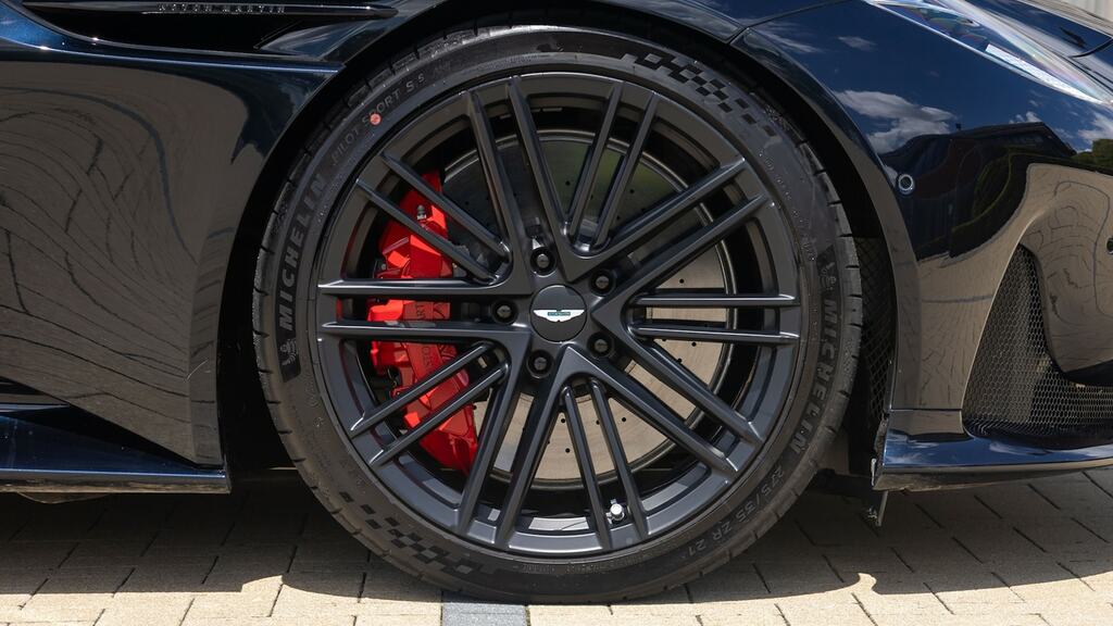 Aston Martin DB12 V8 Volante Black #6