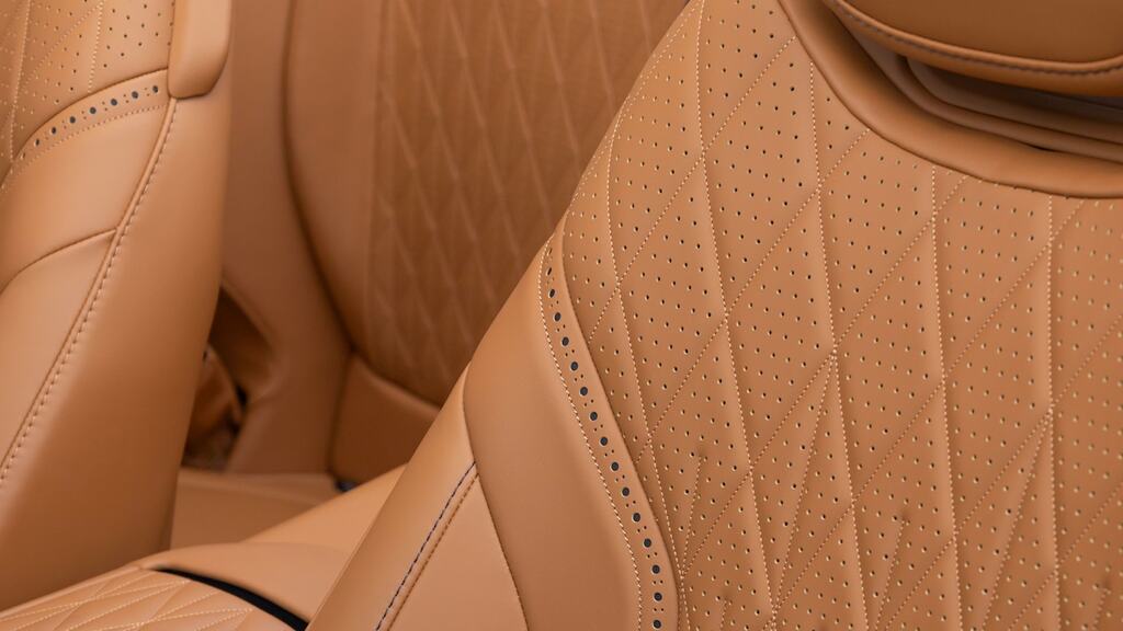 Aston Martin DB12 Db12 V8 Volante Black #49