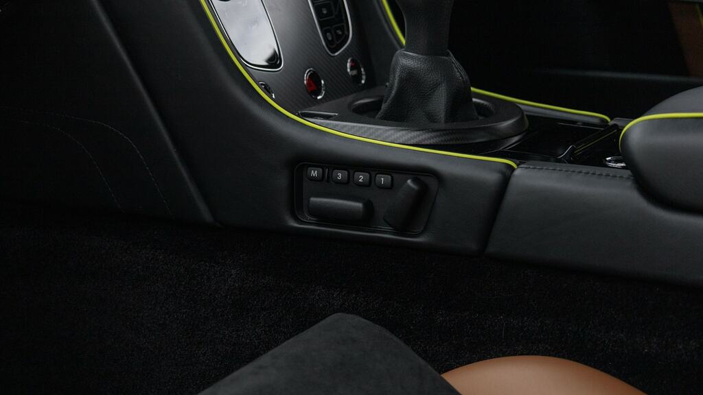 Aston Martin V8 Vantage V8 Black #58