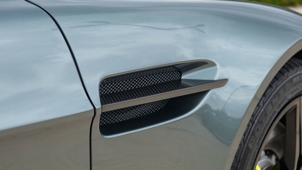 Aston Martin V8 Vantage V8 Black #12
