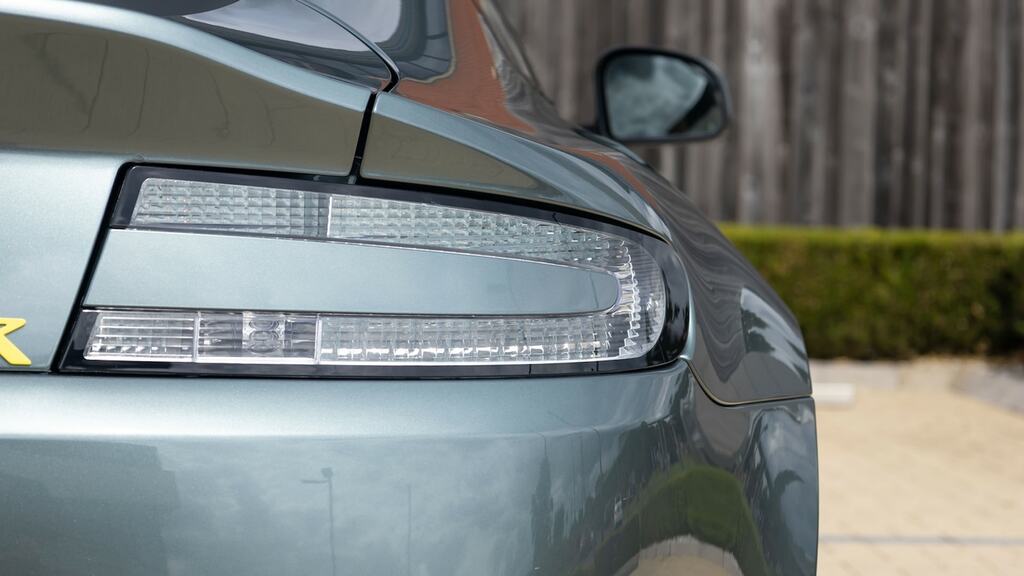 Aston Martin V8 Vantage V8 Black #37