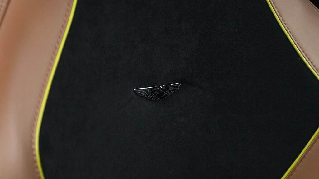 Aston Martin V8 Vantage V8 Black #54