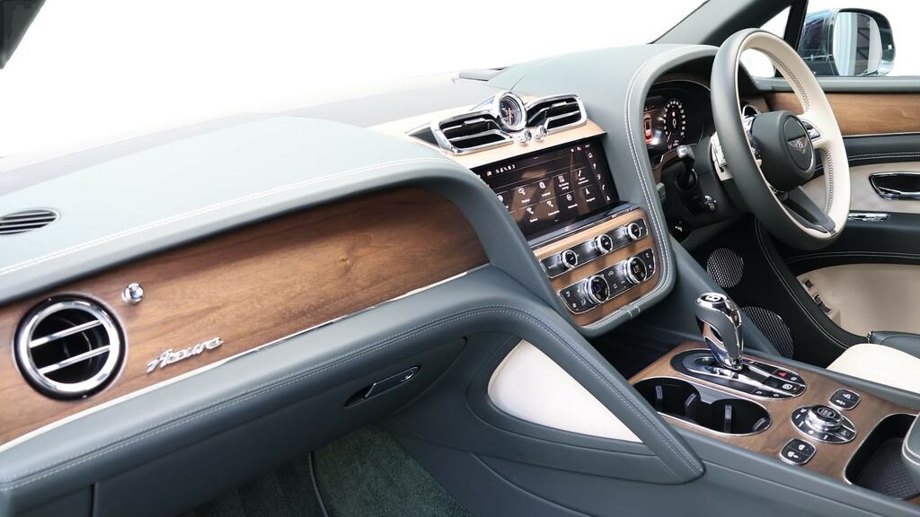 Bentley Bentayga Atelier Edition V8 4.0 V8 Atelier Edition Suv #2