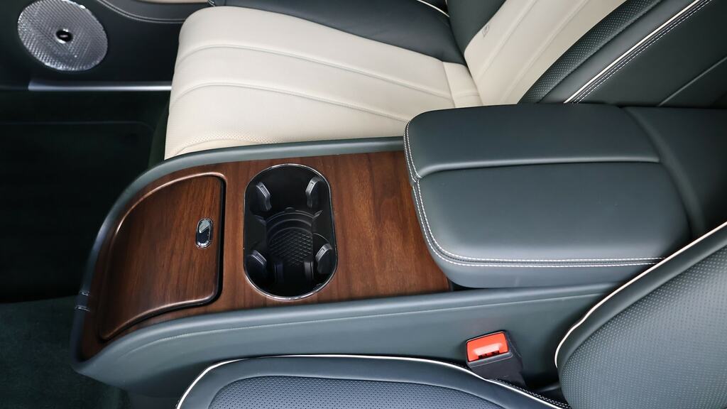 Bentley Bentayga Atelier Edition V8 4.0 V8 Atelier Edition Suv #22