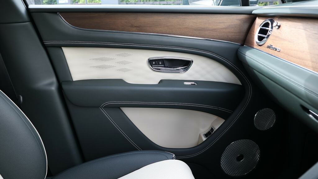 Bentley Bentayga Atelier Edition V8 4.0 V8 Atelier Edition Suv #14