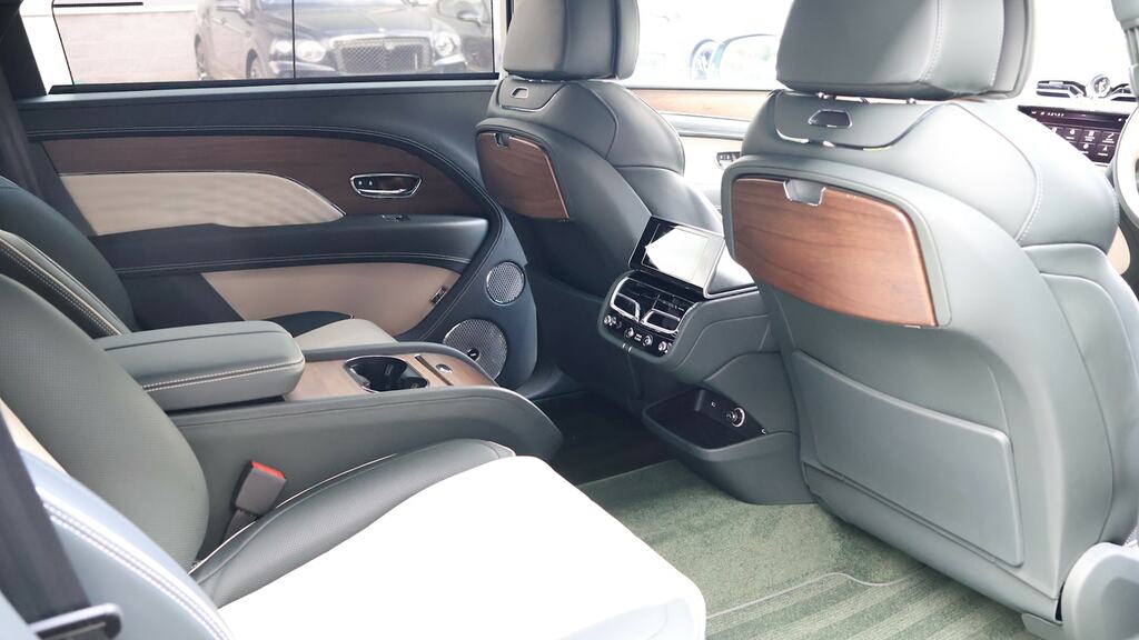 Bentley Bentayga Atelier Edition V8 4.0 V8 Atelier Edition Suv #23
