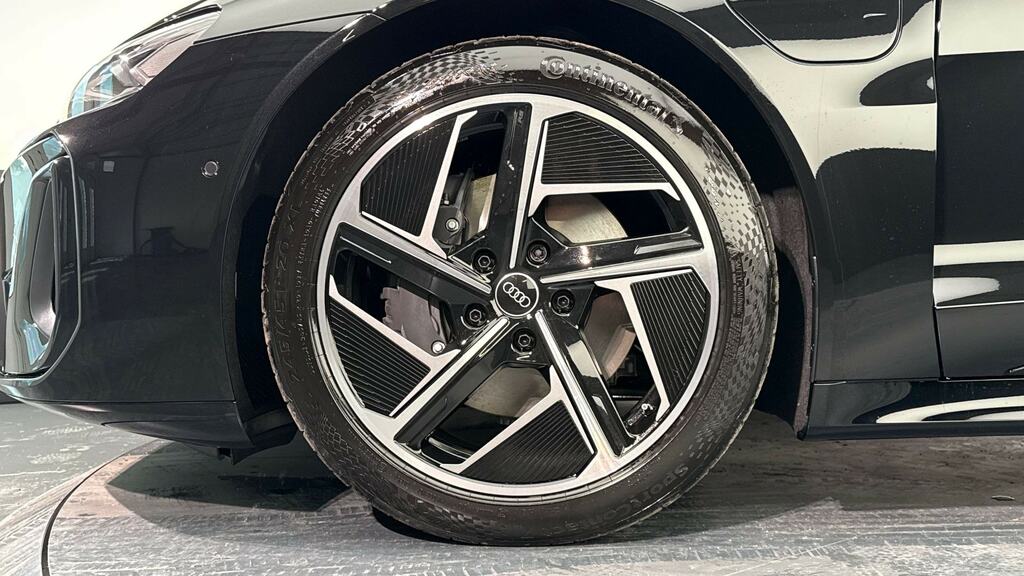 Audi E Tron GT 370Kw 105Kwh Quattro Tech Pack Pro YK26GTF Black #5