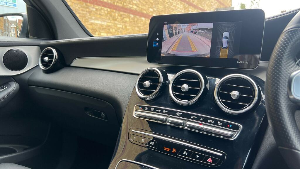 Mercedes-Benz GLC Class Glc300d Amg Line Premium Grey #25