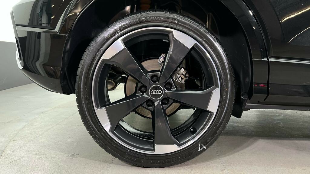 Audi Q2 35 Tfsi Black Edition S Tronic Tech Pro FD26LOJ Black #5