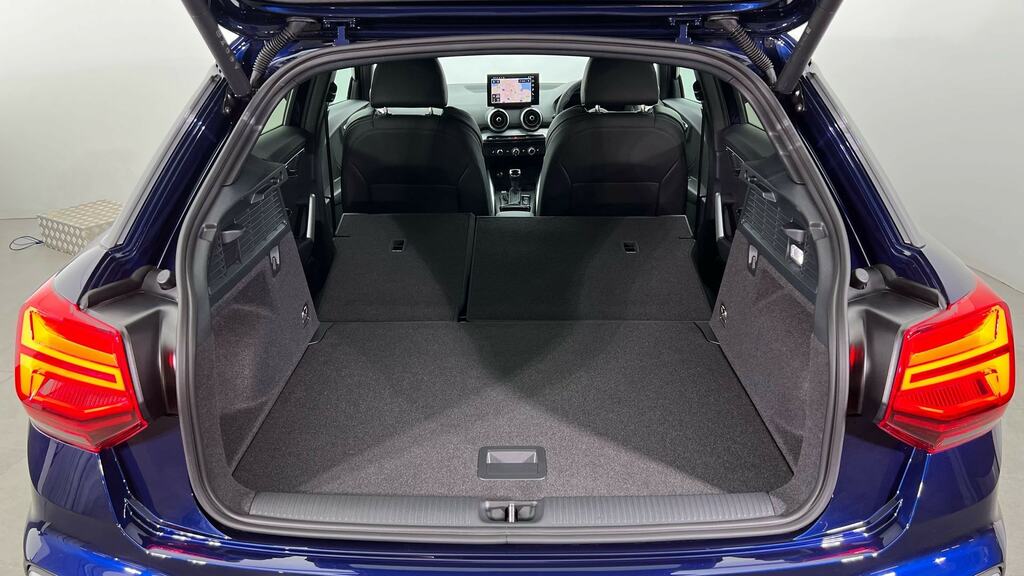 Audi Q2 Audi Q2 Estate 35 Tfsi S Line S Tronic Blue #22