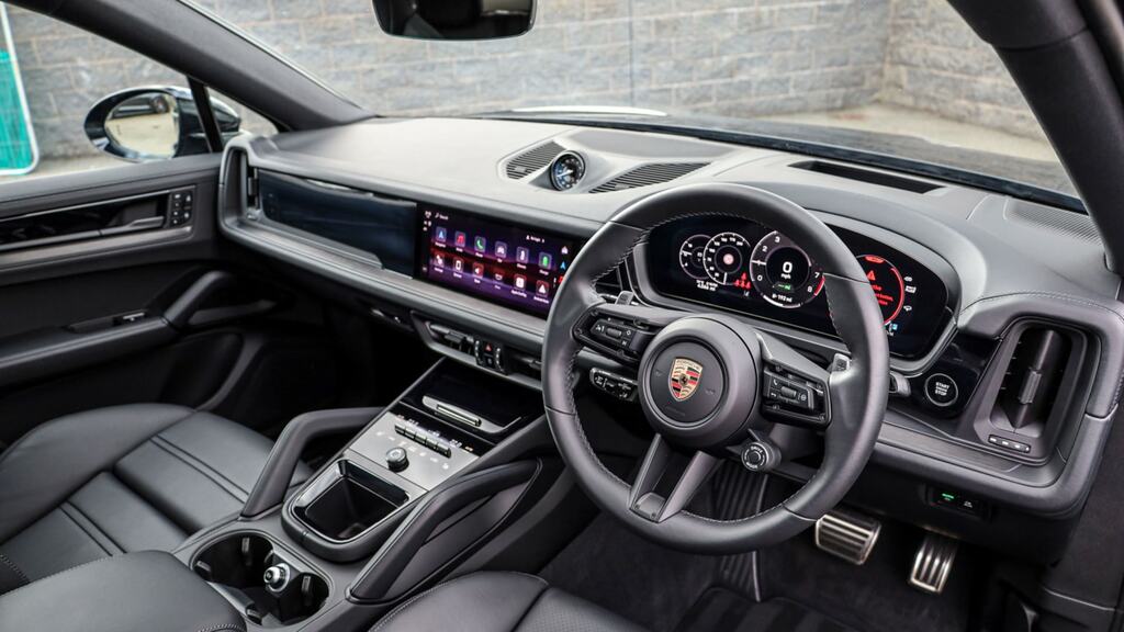 Porsche Cayenne S E-hybrid Black Edition Tiptronic S Black #3