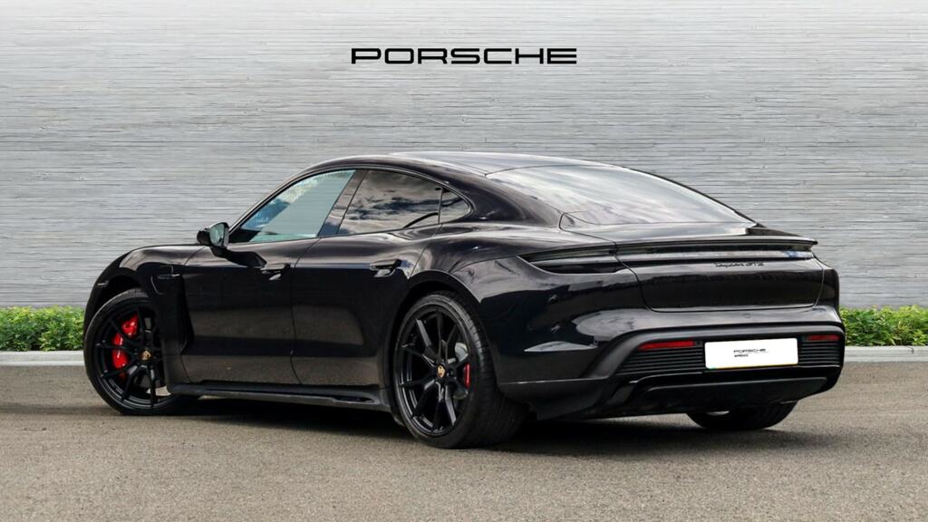 Porsche Taycan 440Kw Gts 93Kwh Black #2