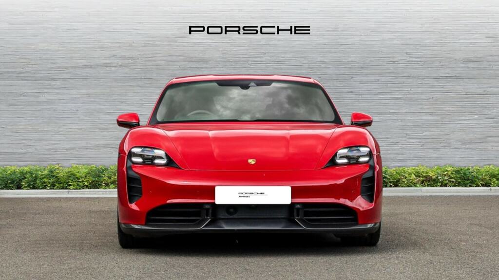 Porsche Taycan 560Kw Turbo S 93Kwh Red #6