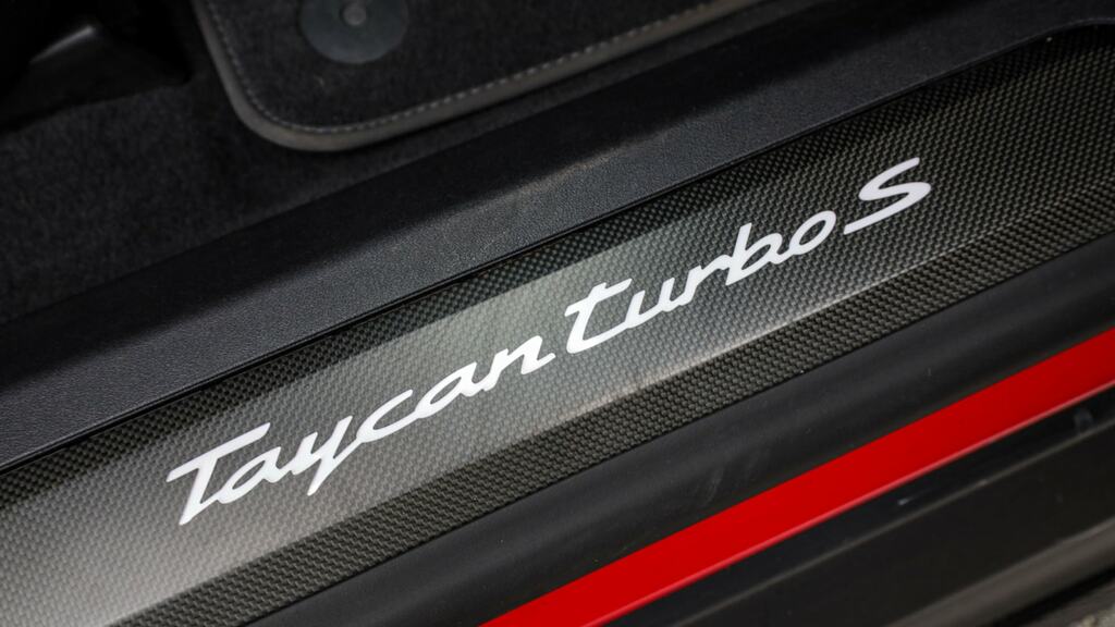 Porsche Taycan 4 Cross Turismo 470 Bhp Green #31