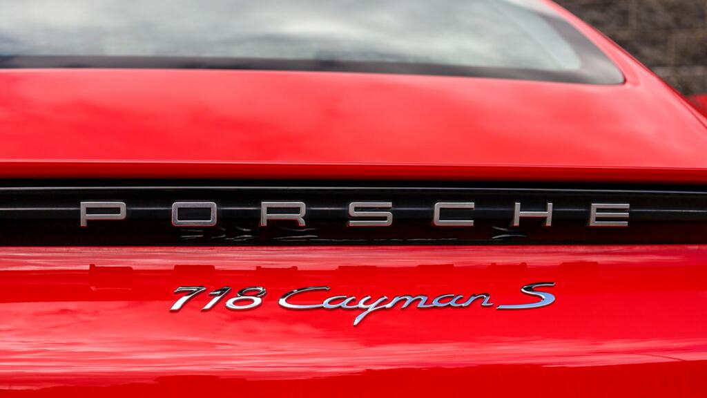 Porsche 718 Cayman 2L Null Silver #30
