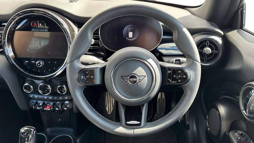 Mini Hatch 1.5 Cooper Sport FV23VOM Red #5