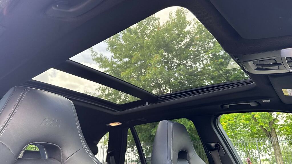 BMW X5 M M Sport Black #21