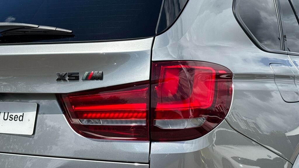 BMW X5 M M Sport Black #22