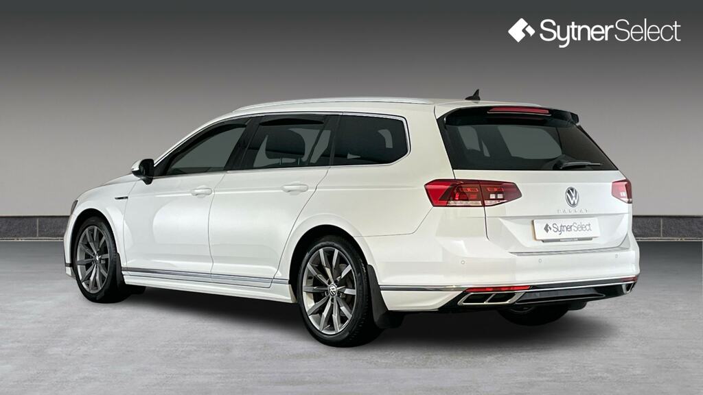 Volkswagen Passat 2.0 Tdi Evo Scr R-line Dsg White #2
