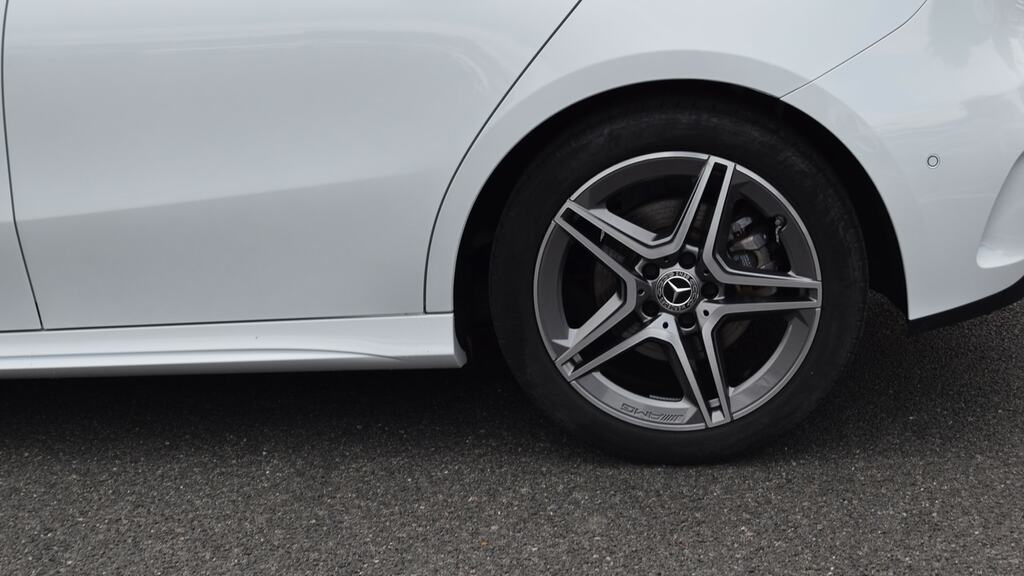 Mercedes-Benz A Class A200 Amg Line Executive WX73VEM White #5