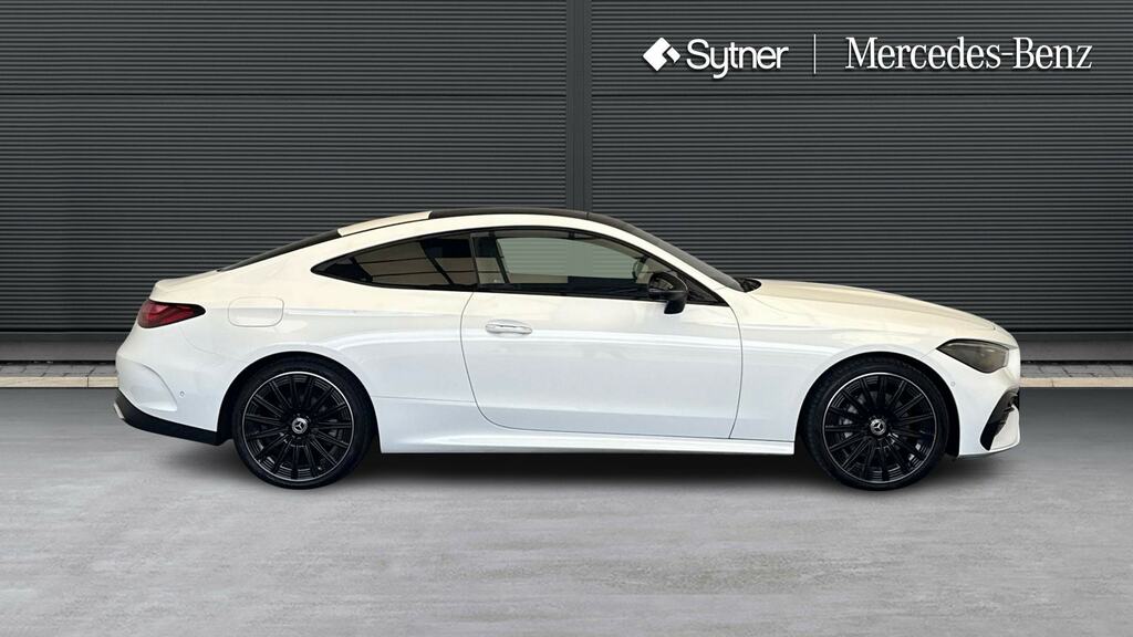 Mercedes-Benz CLE Class Cle 300 4Matic Premier Edition 9G-tronic White #4