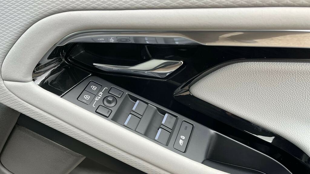 Land Rover Range Rover Evoque 2.0 D200 R-dynamic S White #25