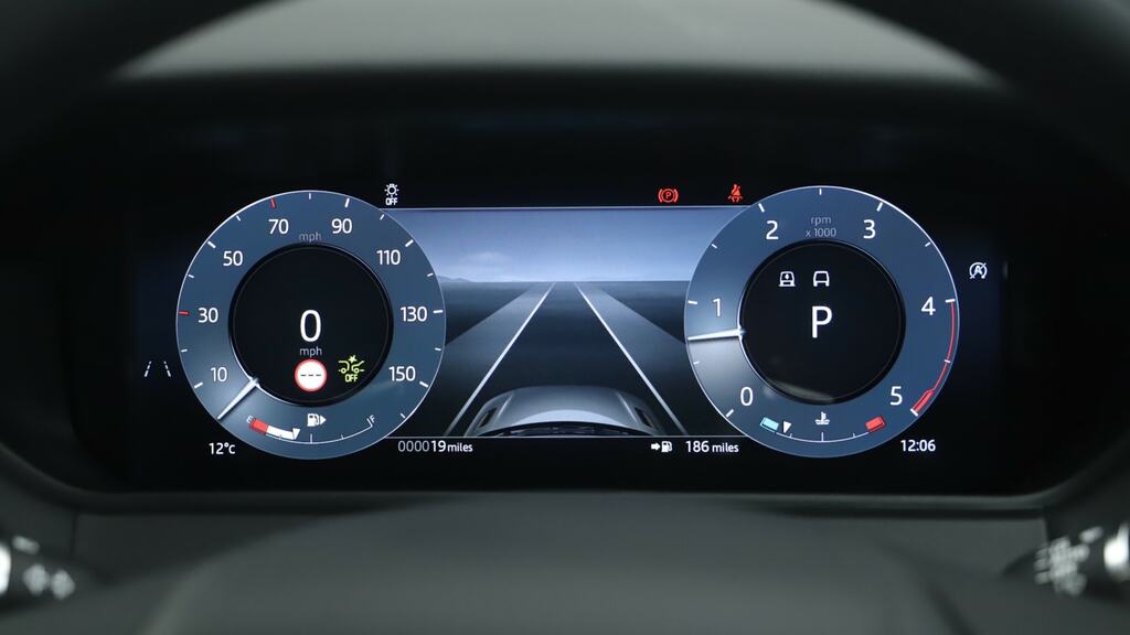 Land Rover Range Rover Velar Dynamic Se Grey #16