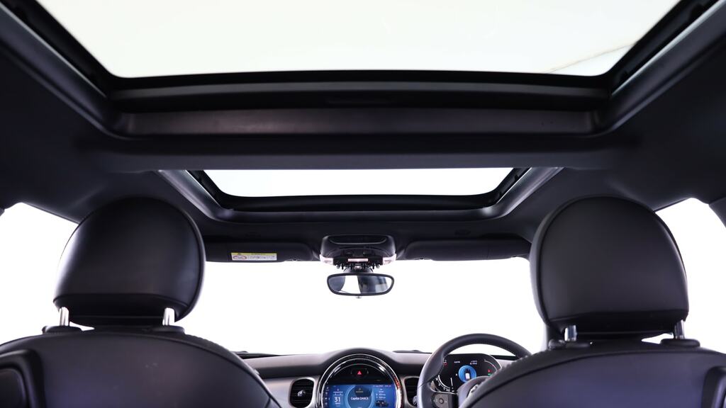 Mini Hatch 1.5 Cooper Classic Blue #19