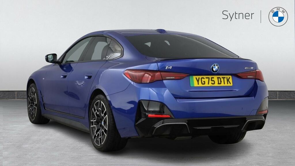BMW i4 Edrive40 M Sport Red #2