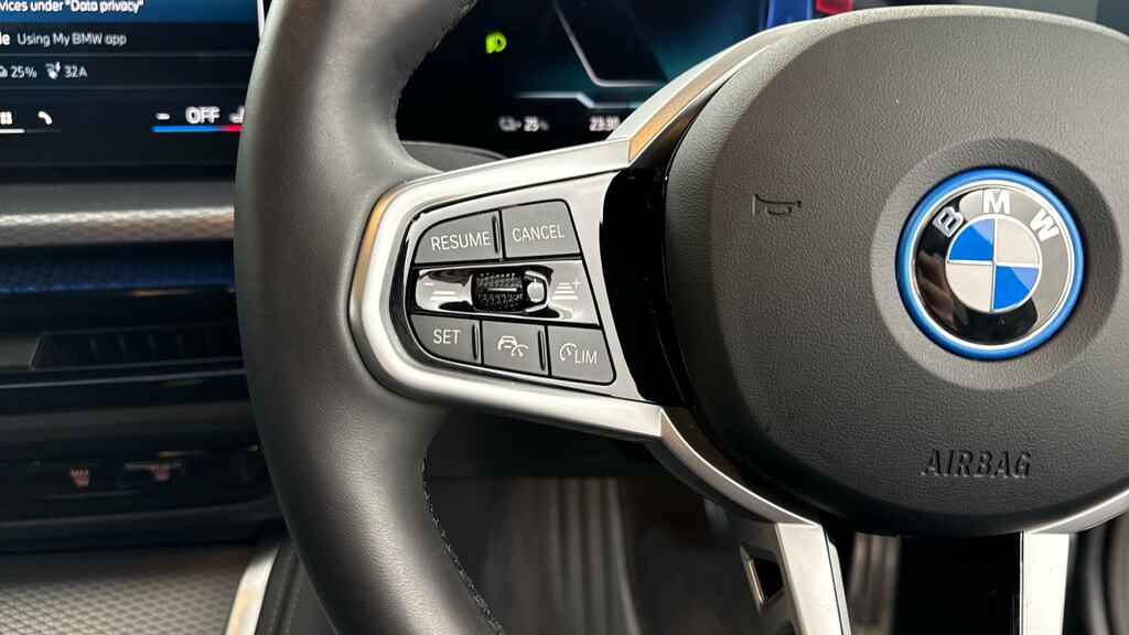 BMW i4 Edrive40 M Sport Red #17