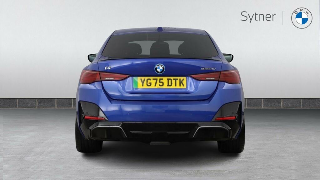 BMW i4 Edrive40 M Sport Red #15