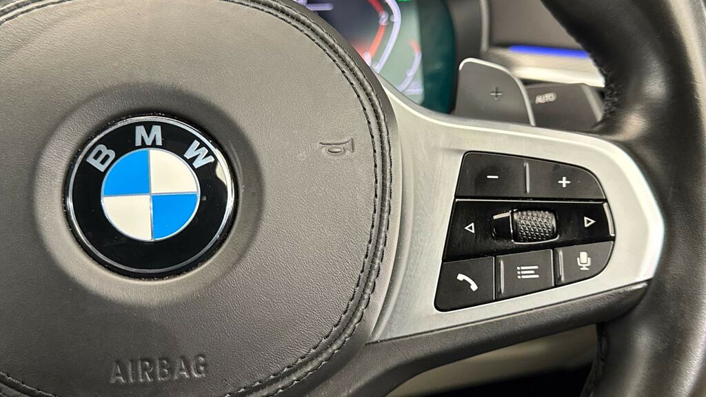 BMW 5 Series Saloon Grey #18