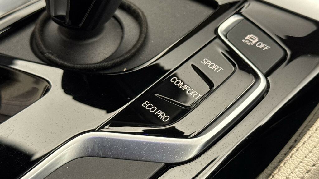 BMW 5 Series Saloon Grey #19
