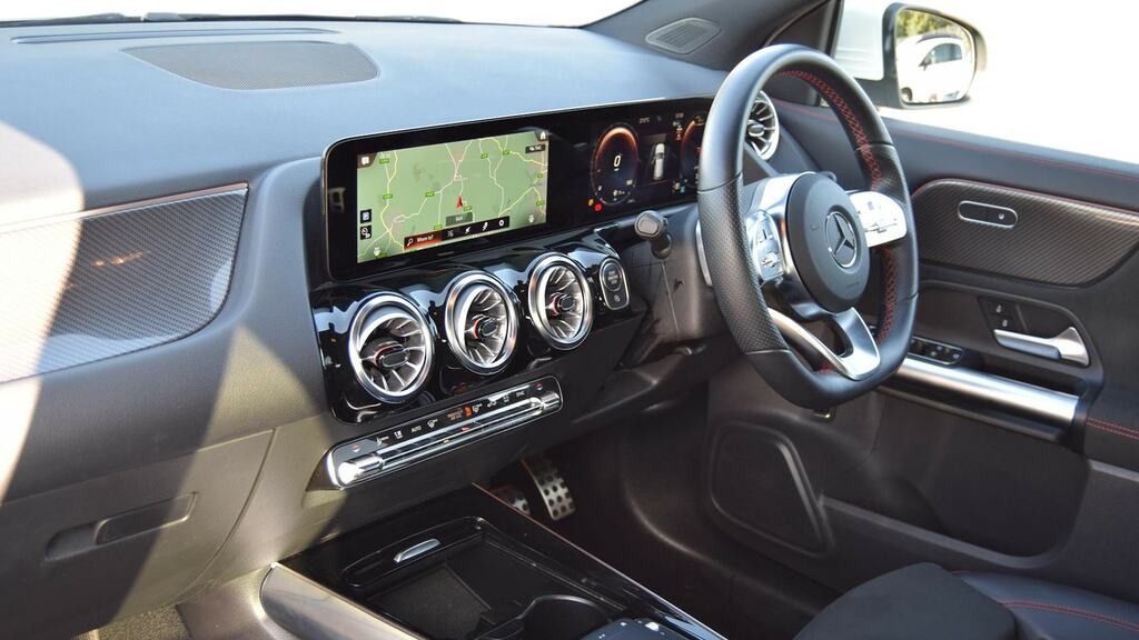 Mercedes-Benz GLA Class Gla 220D 4Matic Amg Line Executive WX23VCE White #3