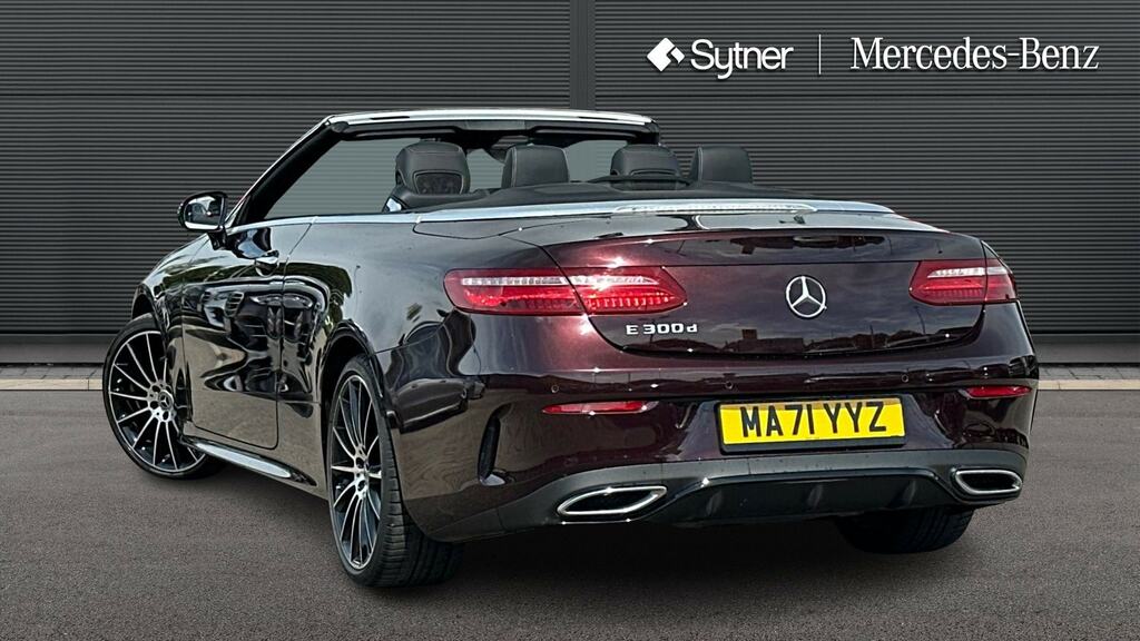 Mercedes-Benz E Class E300d Amg Line Night Ed Premium 9G-tronic Red #3