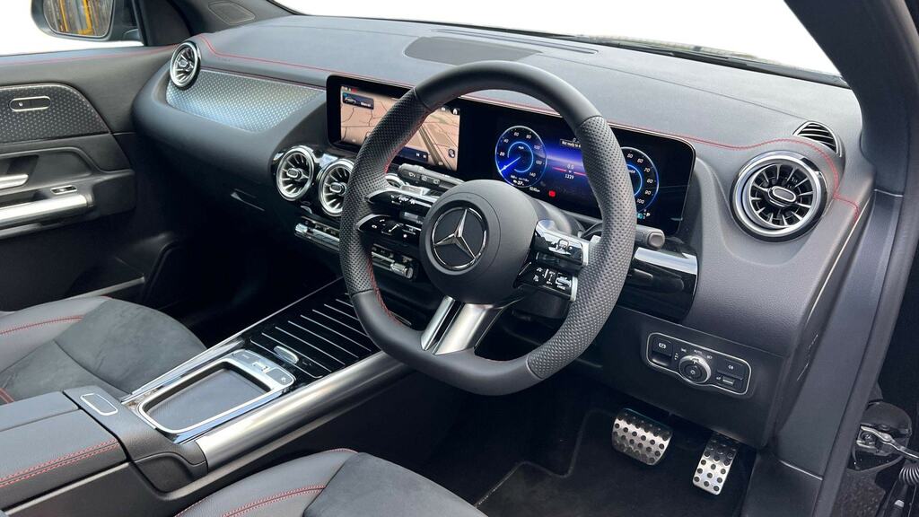 Mercedes-Benz EQA Eqa 250 140Kw Urban Edition 70.5Kwh Black #3
